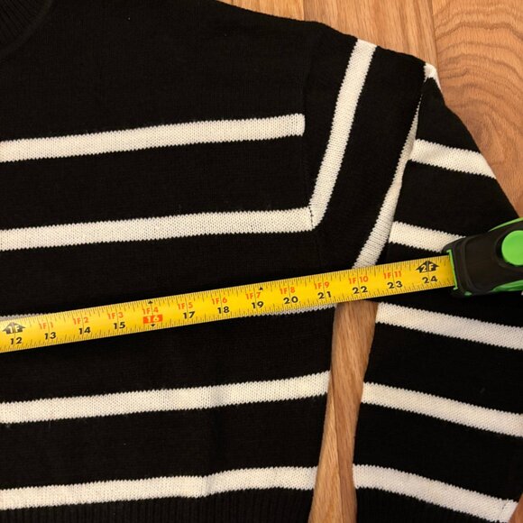 H&M | Black and White Striped Mock Neck Sweater | Small - Picture 4 of 7